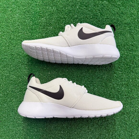 Nike Air Precision 2 White Black Womens Running Shoes 844994-101 NEW* Sz 6.5 - Picture 2 of 8